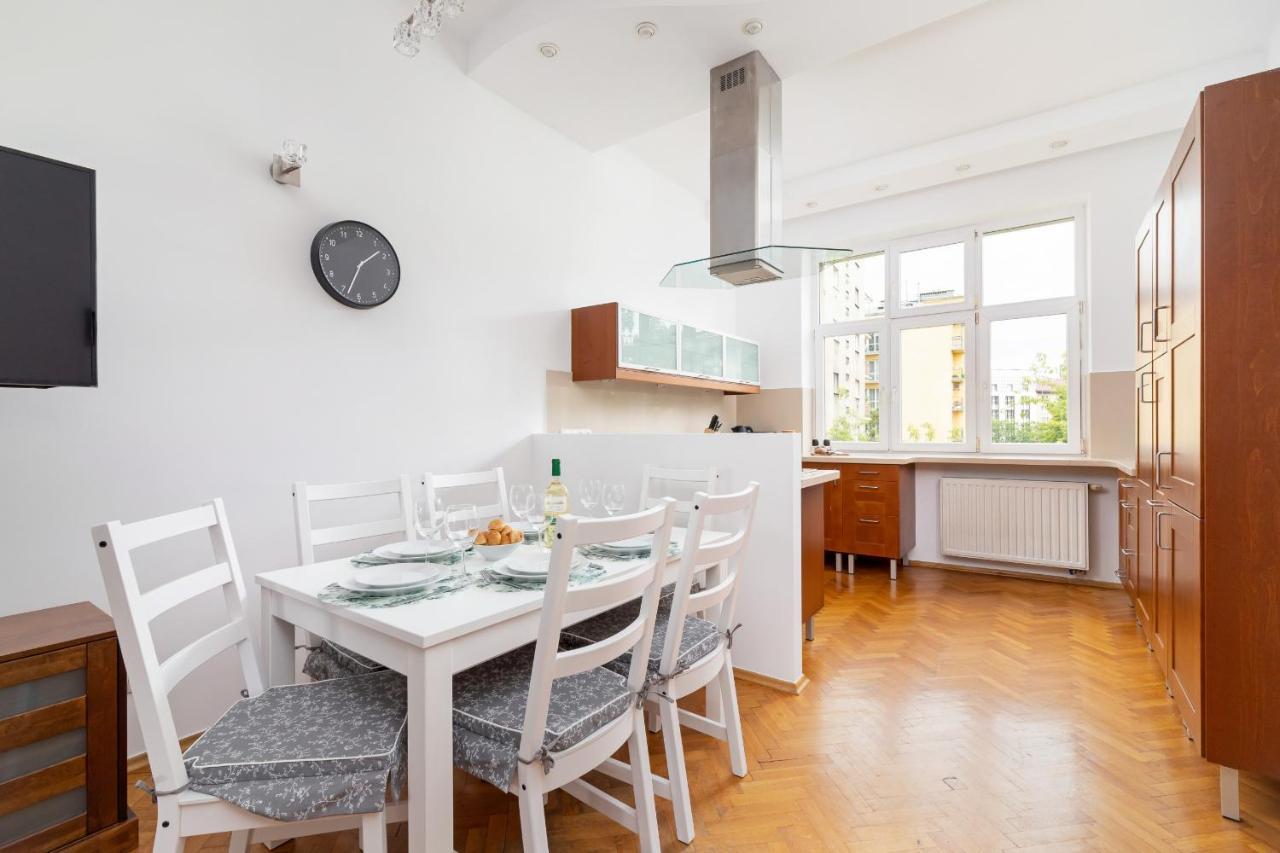 Slowacki Avenue Family Apartments Cracow By Noclegi Renters Kraków Exteriör bild